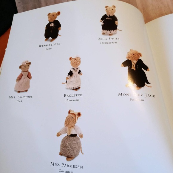 Mouseton Abbey The Missing Diamond Childrens Book (bb2) - Picture 3 of 5